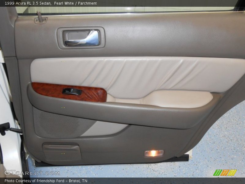 Pearl White / Parchment 1999 Acura RL 3.5 Sedan