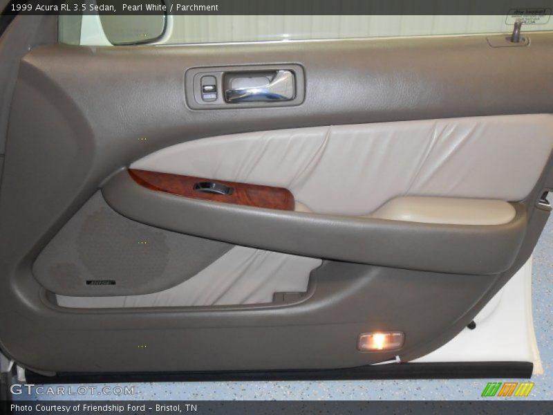 Pearl White / Parchment 1999 Acura RL 3.5 Sedan