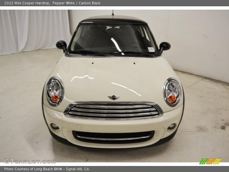 Pepper White / Carbon Black 2013 Mini Cooper Hardtop