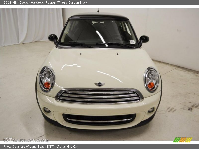 Pepper White / Carbon Black 2013 Mini Cooper Hardtop