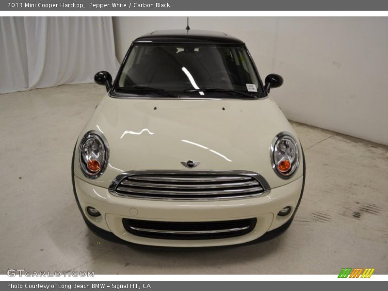 Pepper White / Carbon Black 2013 Mini Cooper Hardtop