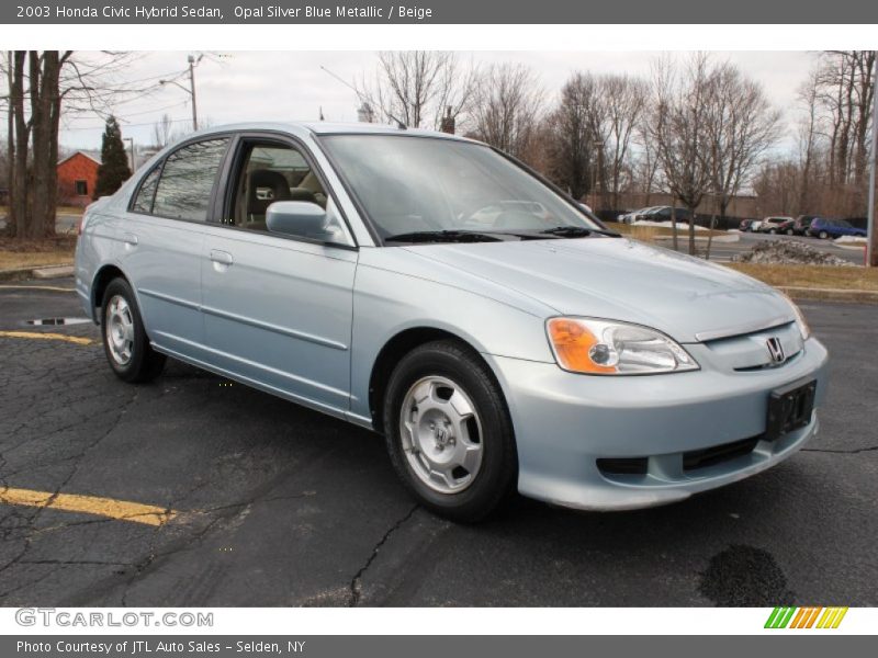 Front 3/4 View of 2003 Civic Hybrid Sedan