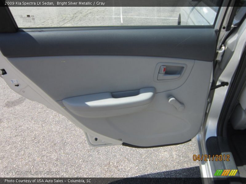 Bright Silver Metallic / Gray 2009 Kia Spectra LX Sedan