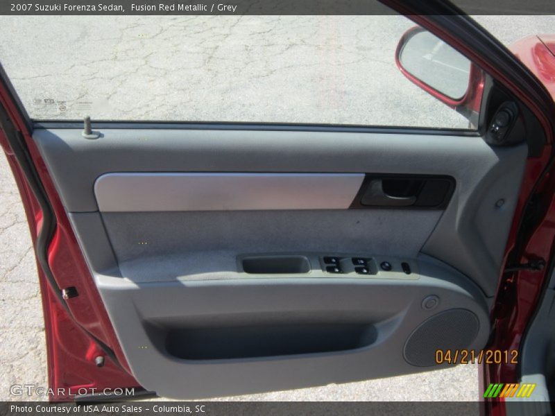 Fusion Red Metallic / Grey 2007 Suzuki Forenza Sedan