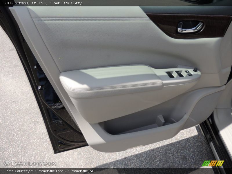 Super Black / Gray 2012 Nissan Quest 3.5 S