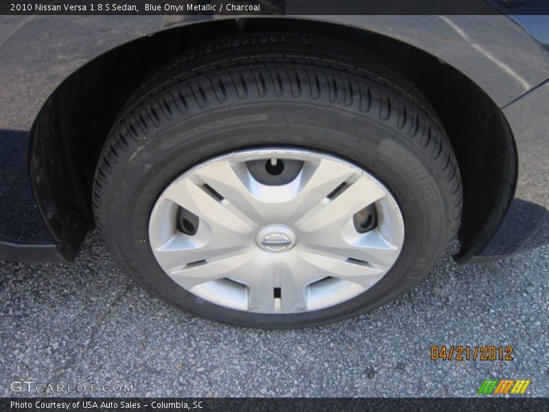 Blue Onyx Metallic / Charcoal 2010 Nissan Versa 1.8 S Sedan