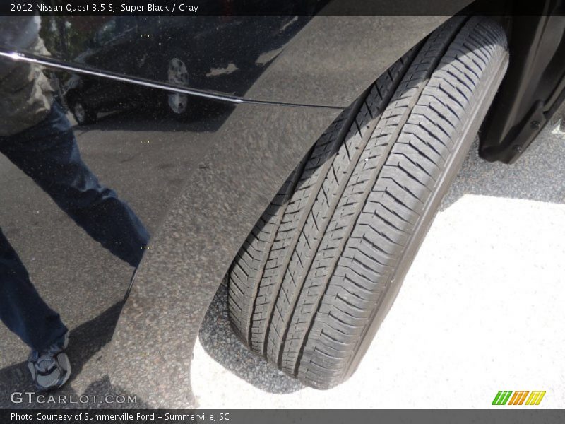 Super Black / Gray 2012 Nissan Quest 3.5 S