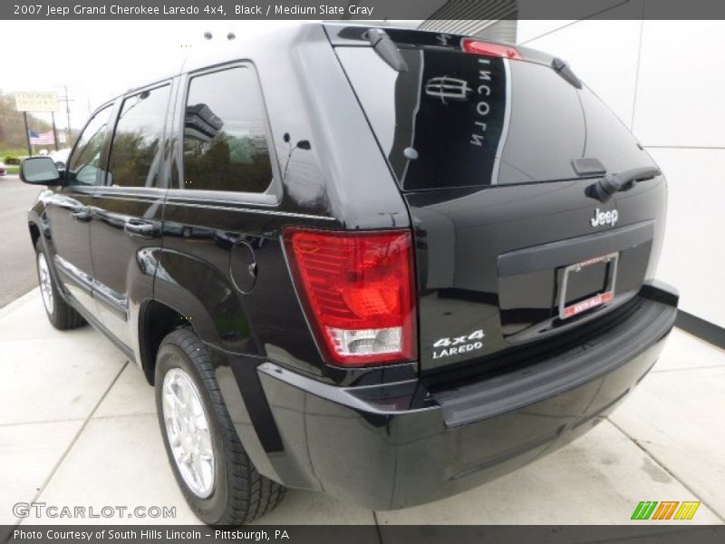 Black / Medium Slate Gray 2007 Jeep Grand Cherokee Laredo 4x4