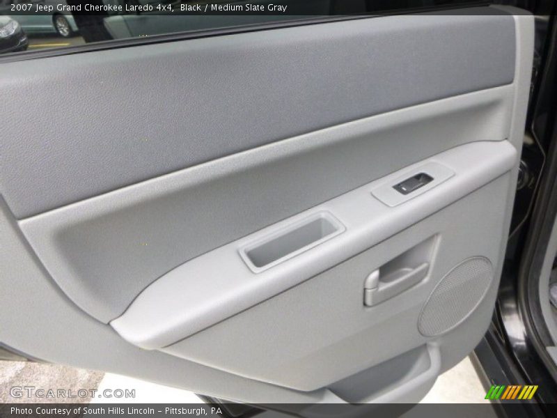 Black / Medium Slate Gray 2007 Jeep Grand Cherokee Laredo 4x4