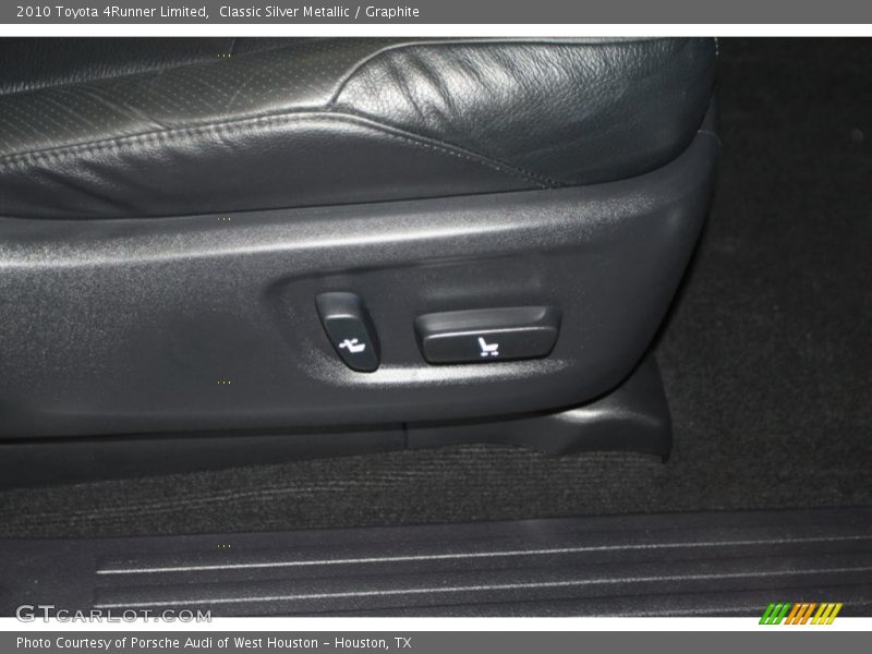 Classic Silver Metallic / Graphite 2010 Toyota 4Runner Limited