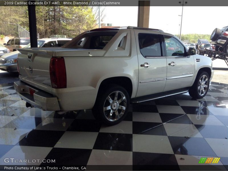 White Diamond / Cocoa/Cashmere 2009 Cadillac Escalade EXT AWD