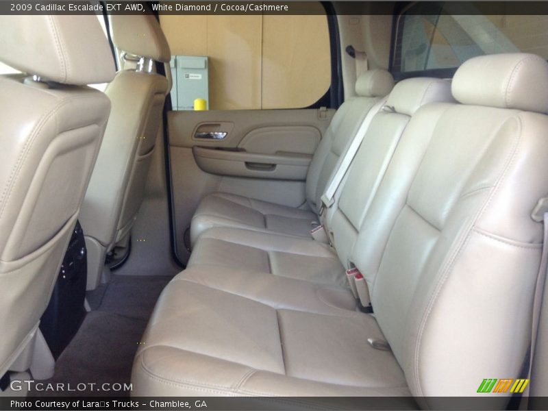 White Diamond / Cocoa/Cashmere 2009 Cadillac Escalade EXT AWD