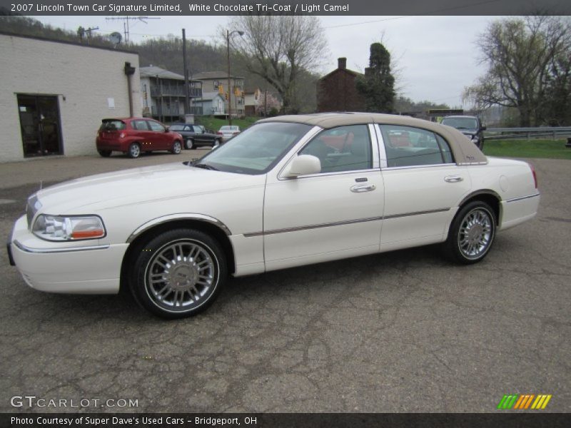 White Chocolate Tri-Coat / Light Camel 2007 Lincoln Town Car Signature Limited