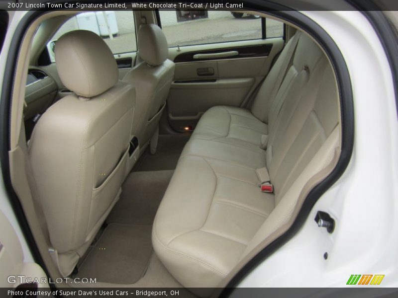 Rear Seat of 2007 Town Car Signature Limited