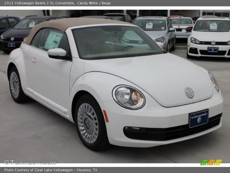 Candy White / Beige 2013 Volkswagen Beetle 2.5L Convertible