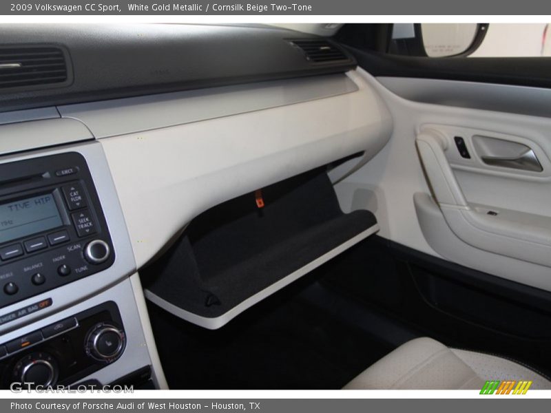 White Gold Metallic / Cornsilk Beige Two-Tone 2009 Volkswagen CC Sport