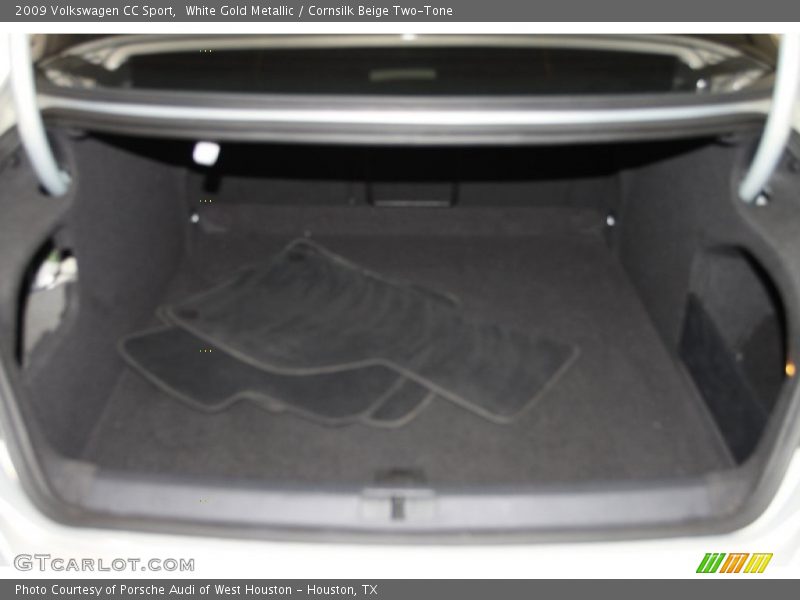 White Gold Metallic / Cornsilk Beige Two-Tone 2009 Volkswagen CC Sport