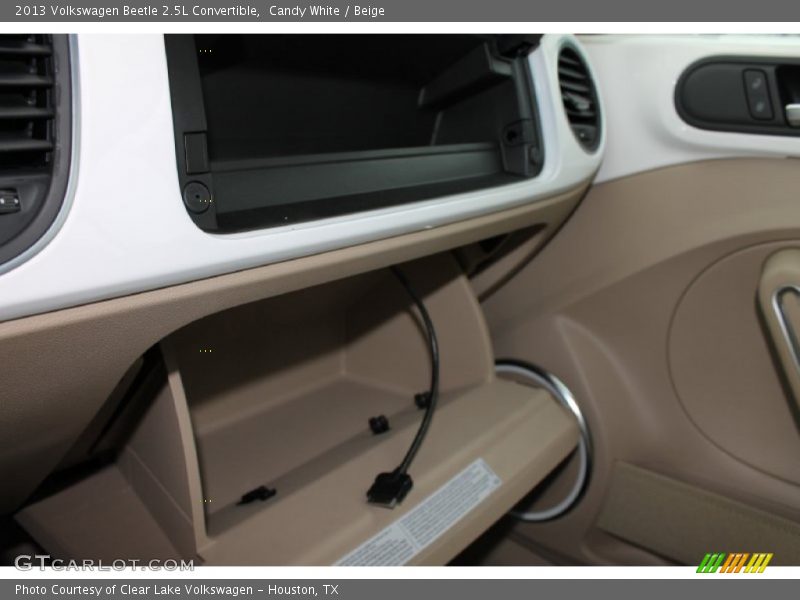 Candy White / Beige 2013 Volkswagen Beetle 2.5L Convertible