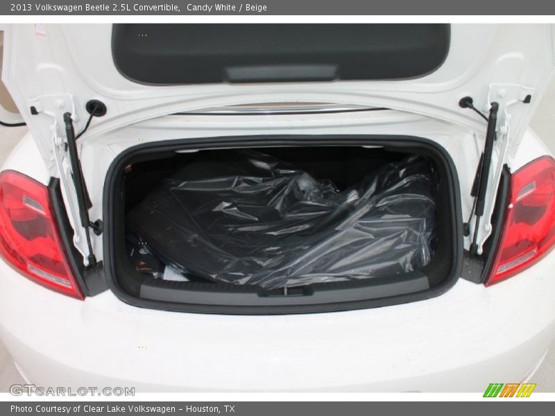 Candy White / Beige 2013 Volkswagen Beetle 2.5L Convertible