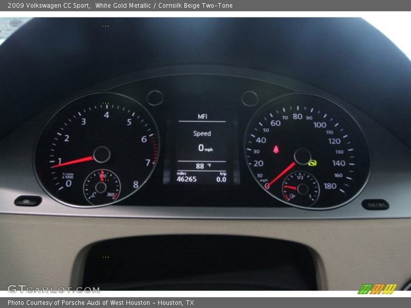 White Gold Metallic / Cornsilk Beige Two-Tone 2009 Volkswagen CC Sport