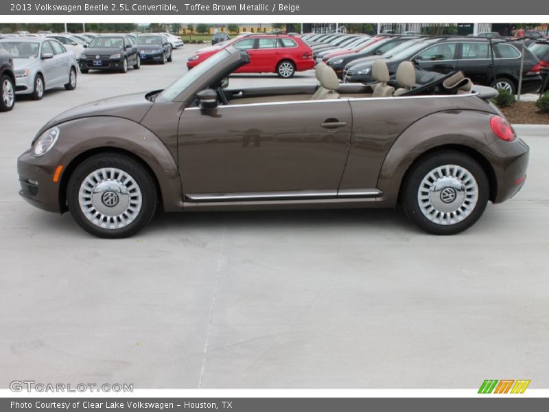 2013 Beetle 2.5L Convertible Toffee Brown Metallic