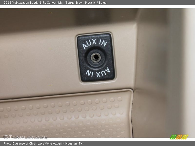 Toffee Brown Metallic / Beige 2013 Volkswagen Beetle 2.5L Convertible