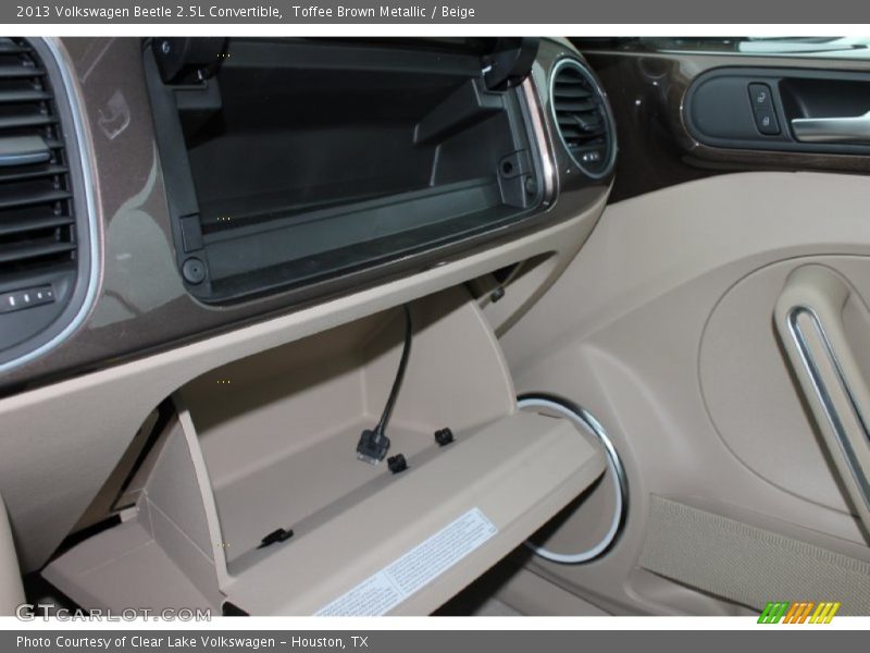 Toffee Brown Metallic / Beige 2013 Volkswagen Beetle 2.5L Convertible