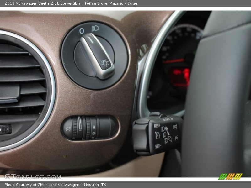 Toffee Brown Metallic / Beige 2013 Volkswagen Beetle 2.5L Convertible
