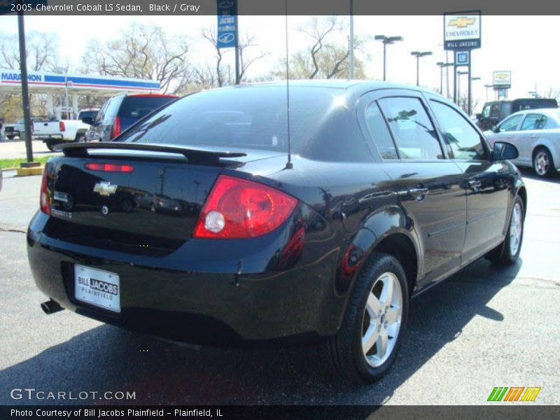 Black / Gray 2005 Chevrolet Cobalt LS Sedan