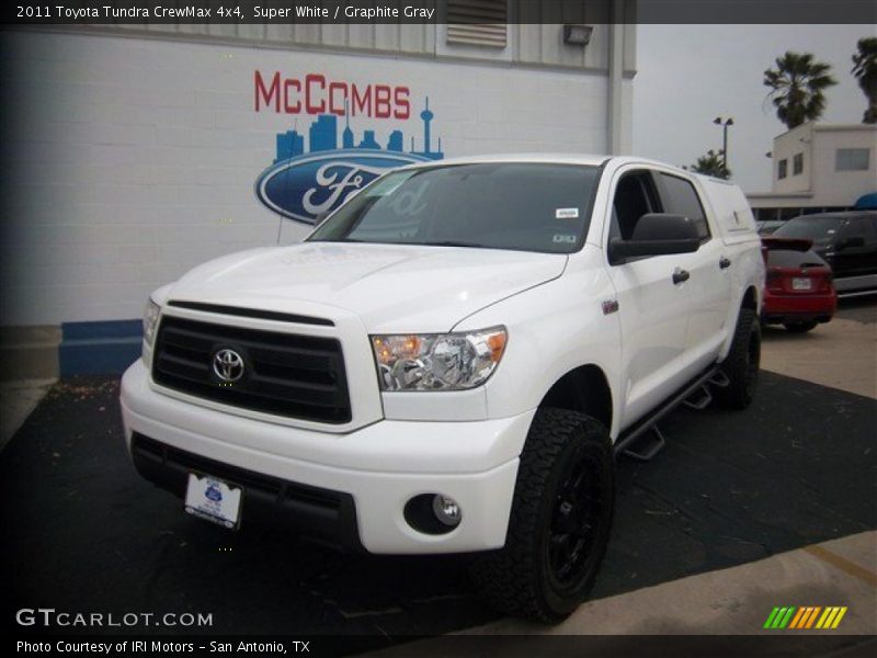 Super White / Graphite Gray 2011 Toyota Tundra CrewMax 4x4