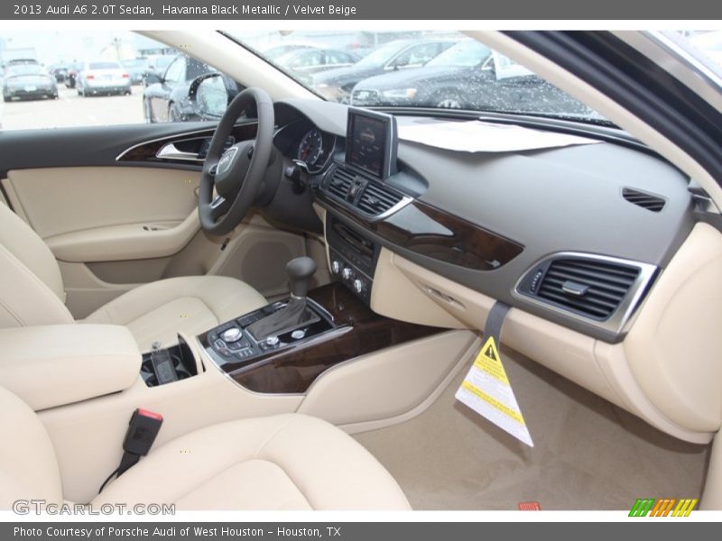 Dashboard of 2013 A6 2.0T Sedan