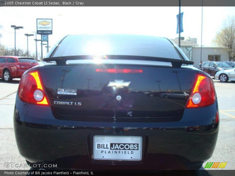 Black / Gray 2005 Chevrolet Cobalt LS Sedan