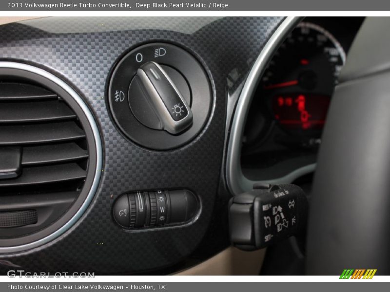 Deep Black Pearl Metallic / Beige 2013 Volkswagen Beetle Turbo Convertible