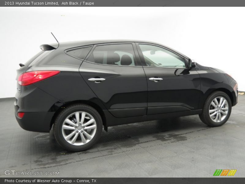 Ash Black / Taupe 2013 Hyundai Tucson Limited