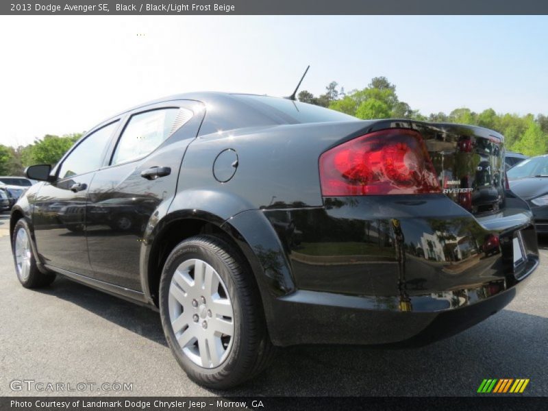 Black / Black/Light Frost Beige 2013 Dodge Avenger SE