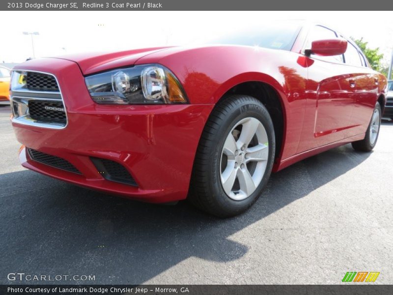 Redline 3 Coat Pearl / Black 2013 Dodge Charger SE