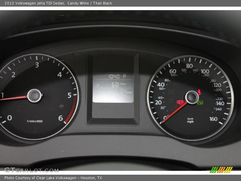 Candy White / Titan Black 2013 Volkswagen Jetta TDI Sedan