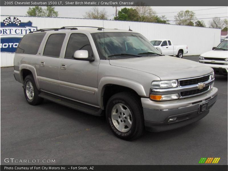 Silver Birch Metallic / Gray/Dark Charcoal 2005 Chevrolet Suburban 1500 LT