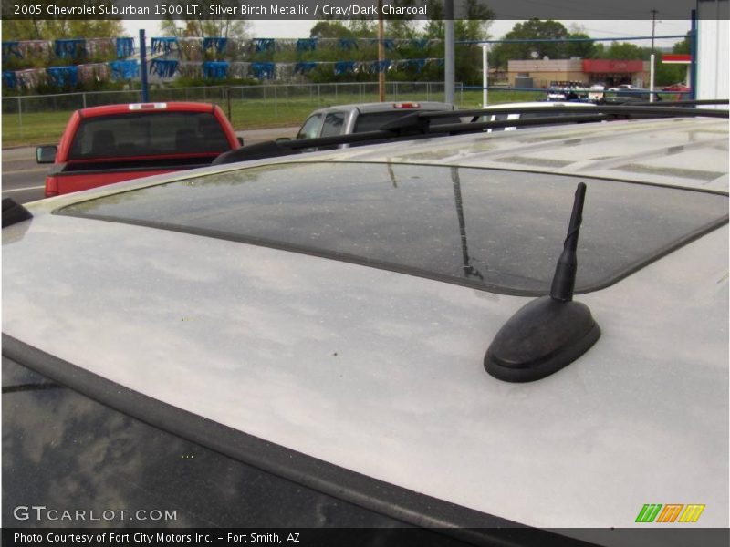 Silver Birch Metallic / Gray/Dark Charcoal 2005 Chevrolet Suburban 1500 LT