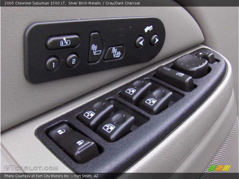 Silver Birch Metallic / Gray/Dark Charcoal 2005 Chevrolet Suburban 1500 LT