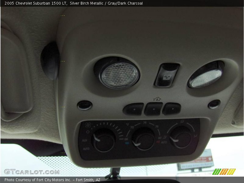 Silver Birch Metallic / Gray/Dark Charcoal 2005 Chevrolet Suburban 1500 LT