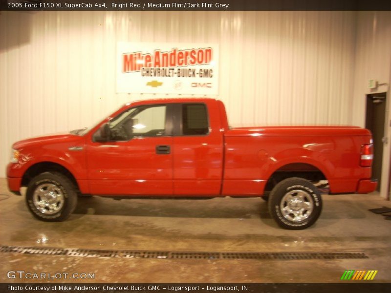 Bright Red / Medium Flint/Dark Flint Grey 2005 Ford F150 XL SuperCab 4x4