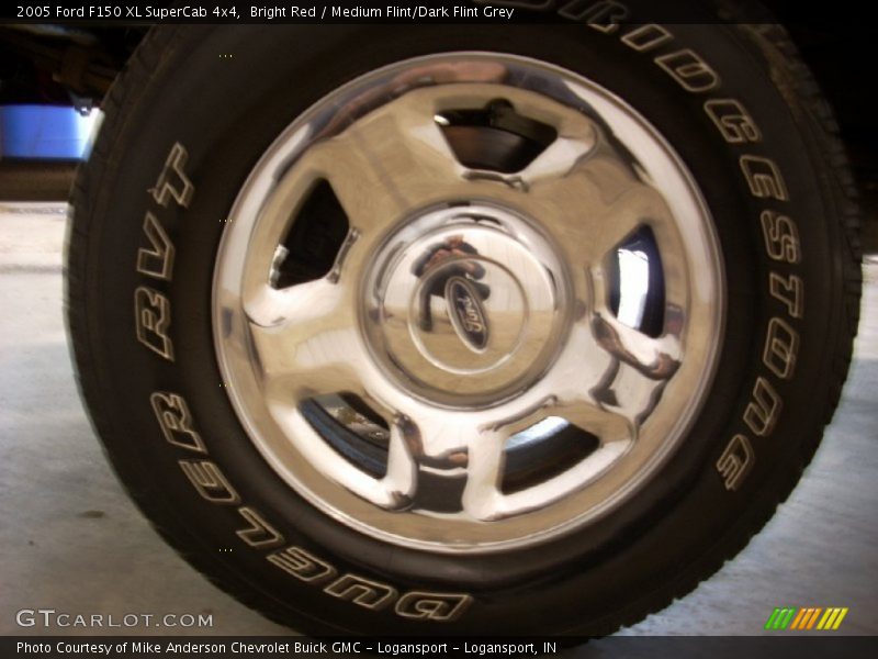 Bright Red / Medium Flint/Dark Flint Grey 2005 Ford F150 XL SuperCab 4x4