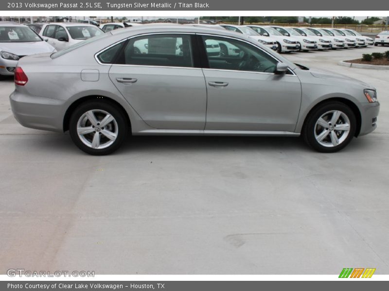 Tungsten Silver Metallic / Titan Black 2013 Volkswagen Passat 2.5L SE