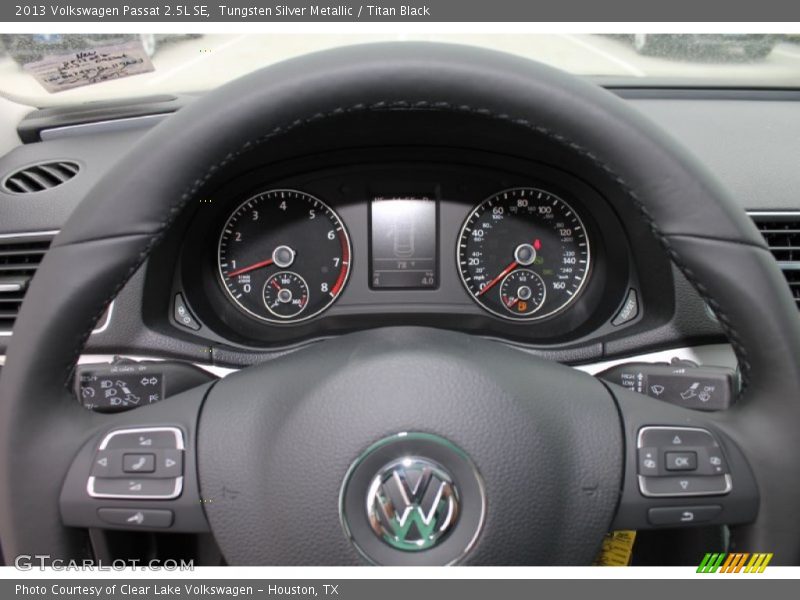 Tungsten Silver Metallic / Titan Black 2013 Volkswagen Passat 2.5L SE