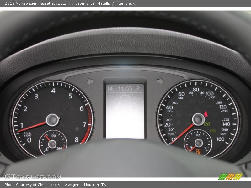 Tungsten Silver Metallic / Titan Black 2013 Volkswagen Passat 2.5L SE