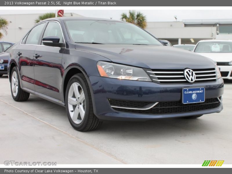 Night Blue Metallic / Titan Black 2013 Volkswagen Passat 2.5L SE