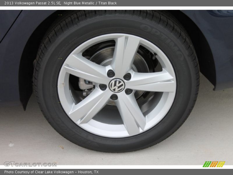 Night Blue Metallic / Titan Black 2013 Volkswagen Passat 2.5L SE