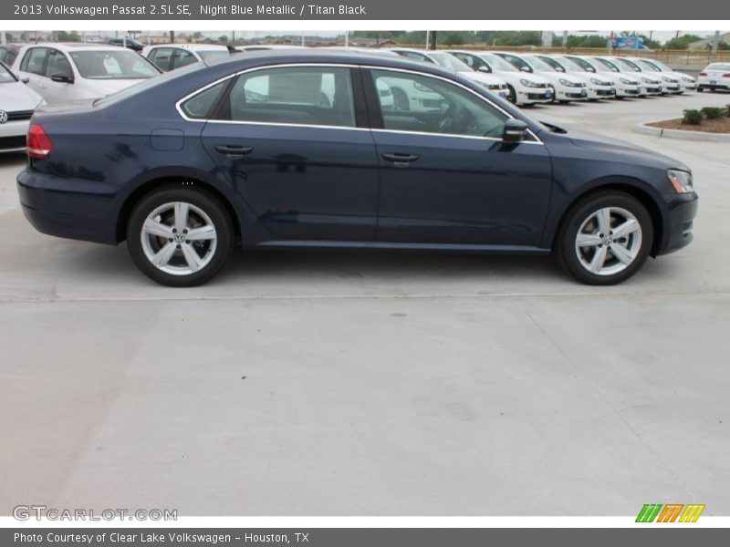 Night Blue Metallic / Titan Black 2013 Volkswagen Passat 2.5L SE
