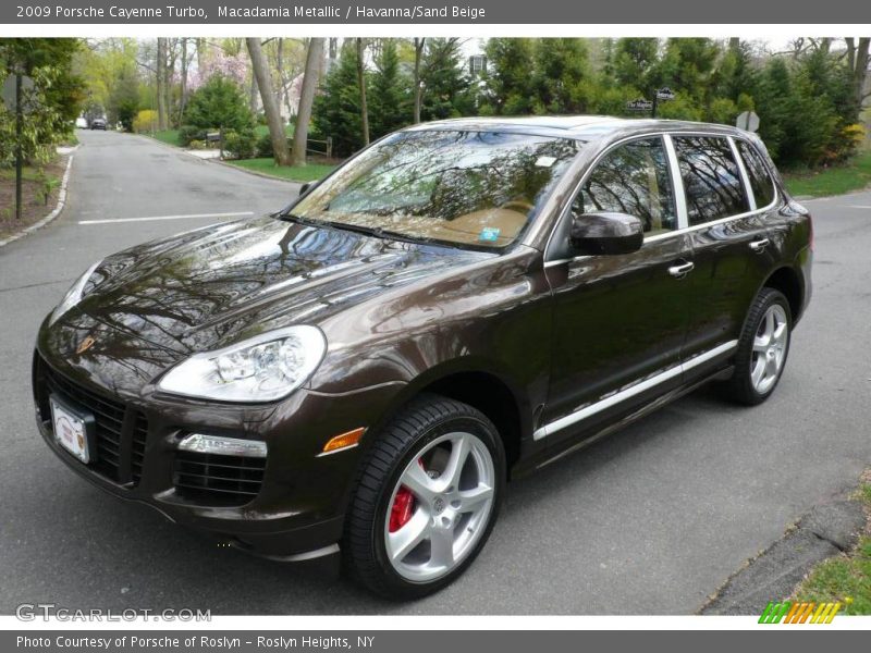 Macadamia Metallic / Havanna/Sand Beige 2009 Porsche Cayenne Turbo